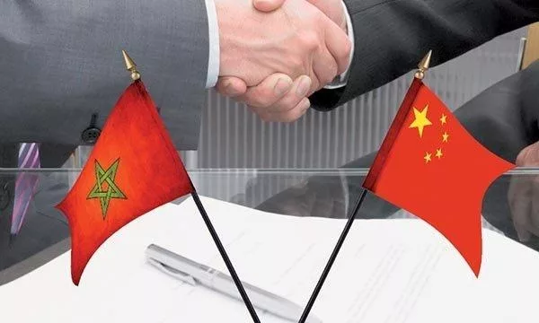 الأنصاري يدعو الشركات الصينية إلى الاستفادة من الشراكة الاستراتيجية الثنائية